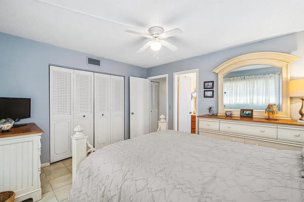 108 NE 20TH AVENUE NE #201 Boynton Beach, FL 33435