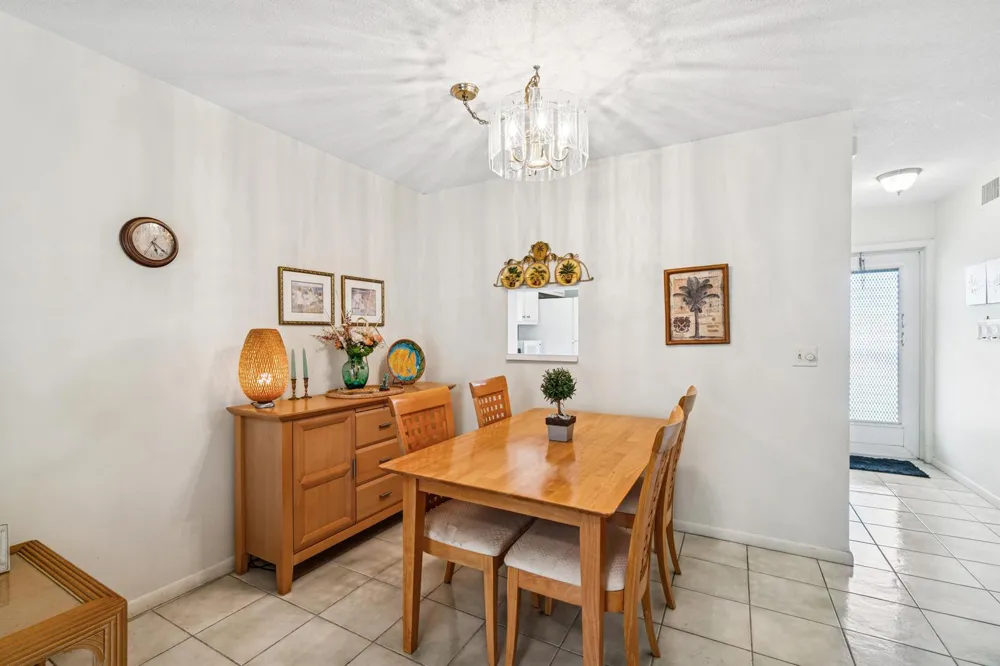108 NE 20TH AVENUE NE #201 Boynton Beach, FL 33435