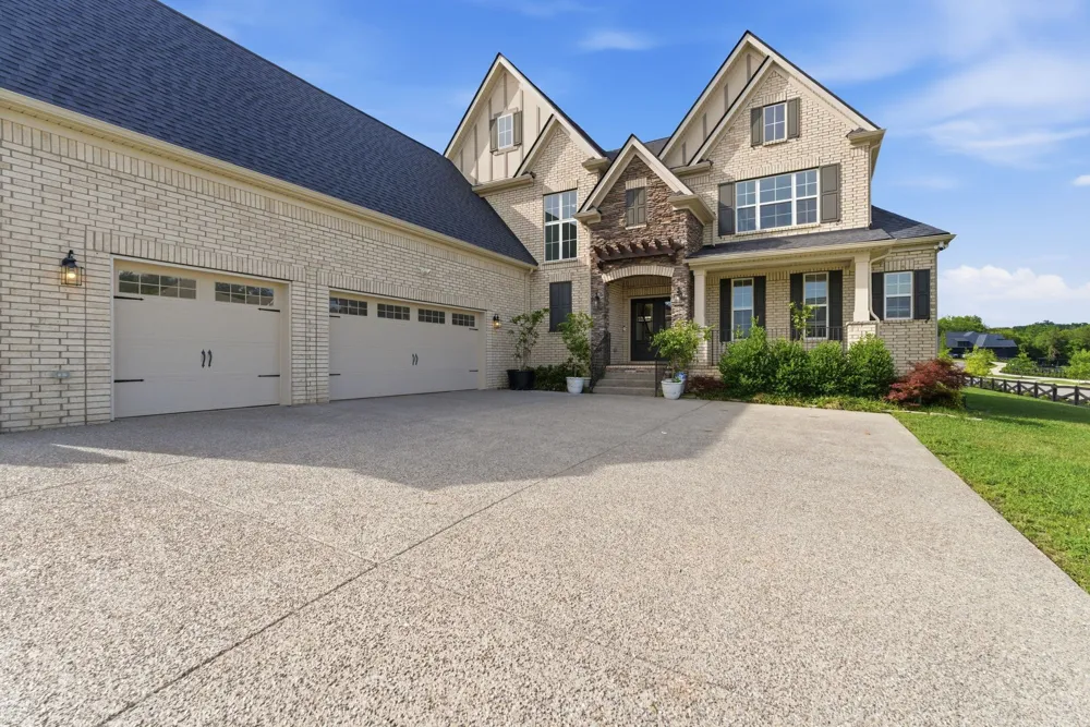 2186 Broadway St Nolensville, TN 37135