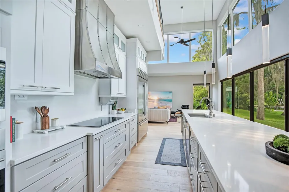 2207 KINDEL AVENUE Winter Park, FL 32789