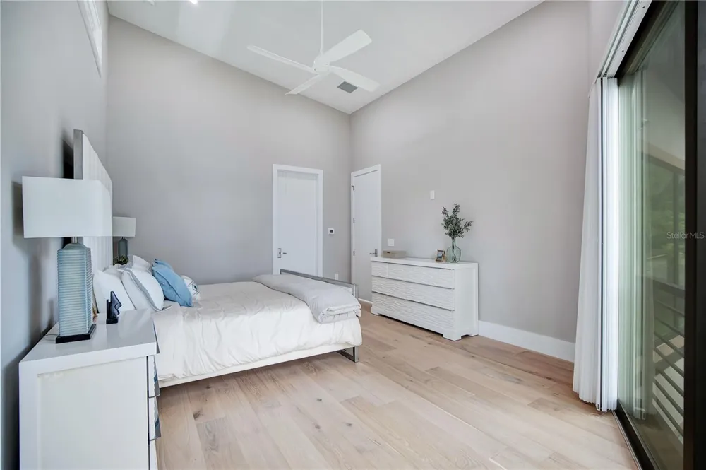 2207 KINDEL AVENUE Winter Park, FL 32789