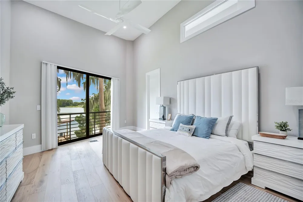2207 KINDEL AVENUE Winter Park, FL 32789