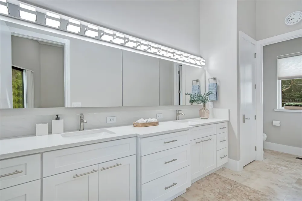 2207 KINDEL AVENUE Winter Park, FL 32789