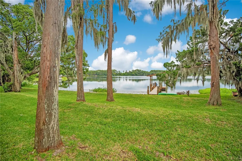 2207 KINDEL AVENUE Winter Park, FL 32789