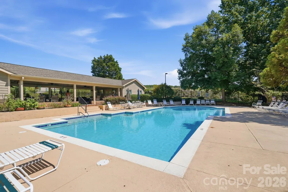 13820 Queens Harbor Road Charlotte, NC 28278