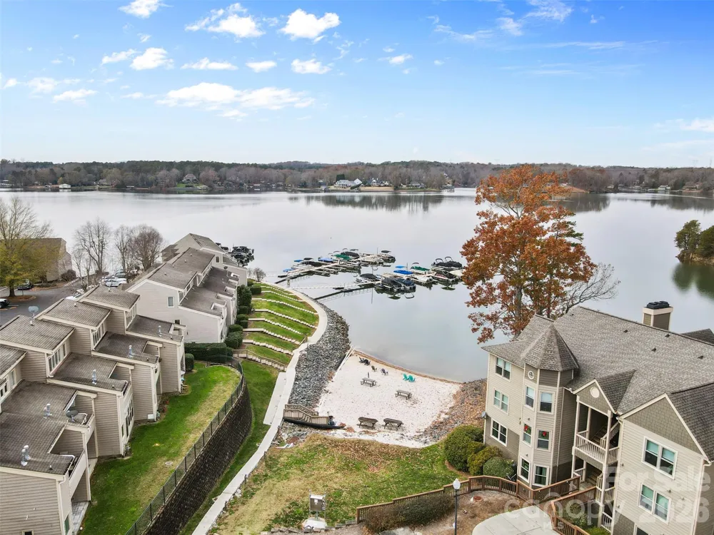 13820 Queens Harbor Road Charlotte, NC 28278