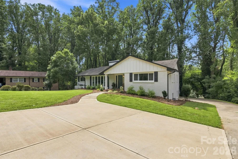 215 Pinehurst Lane Newton, NC 28658