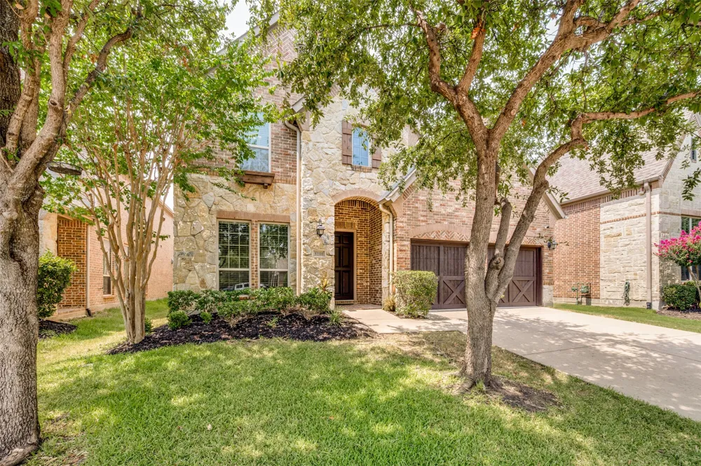8100 Paisley The Colony, TX 75056