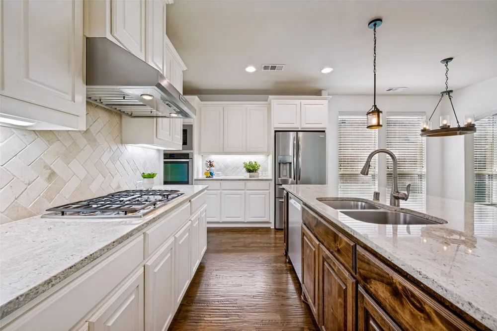 8100 Paisley The Colony, TX 75056