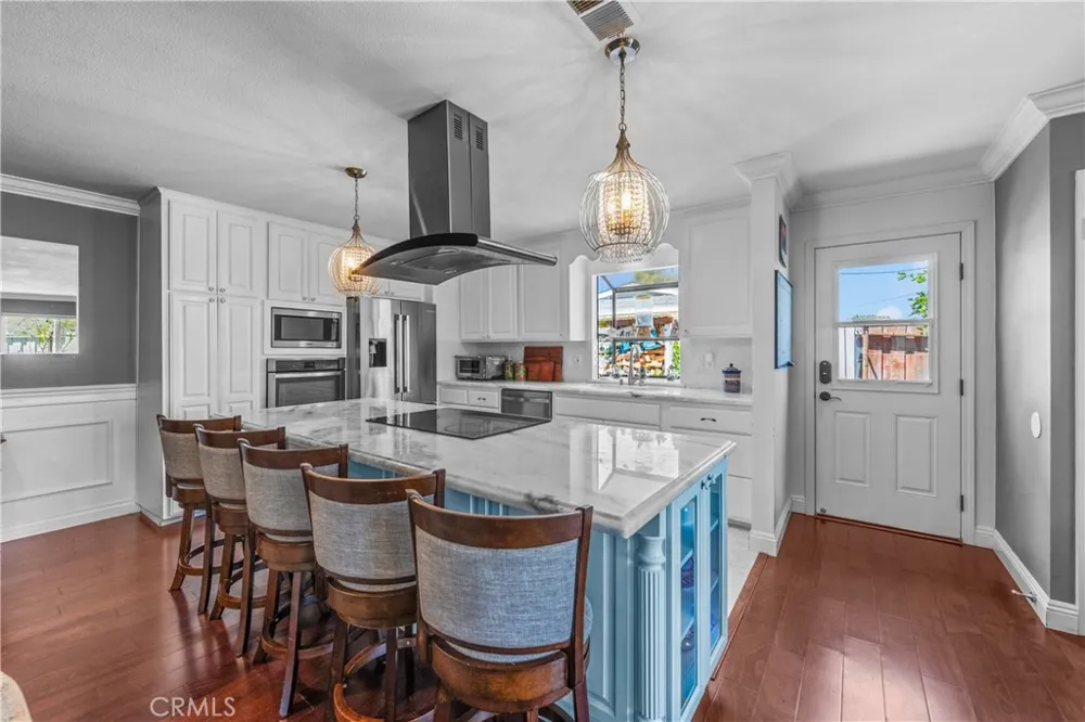 2972 Teakwood Place Costa Mesa, CA 92626