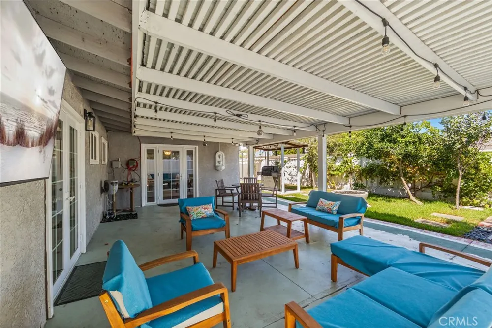 2972 Teakwood Place Costa Mesa, CA 92626
