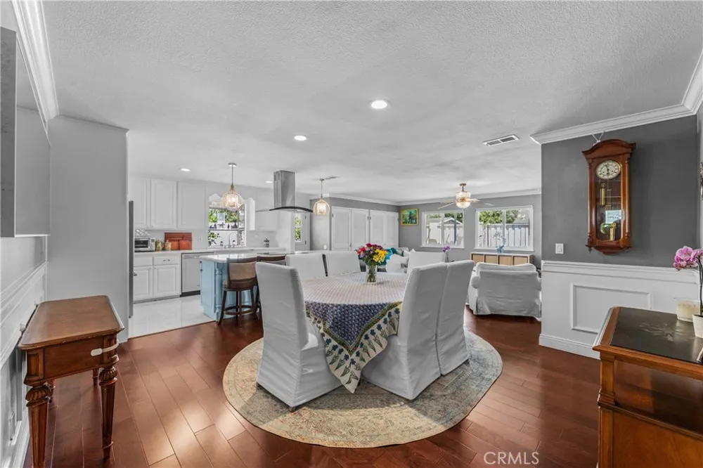 2972 Teakwood Place Costa Mesa, CA 92626