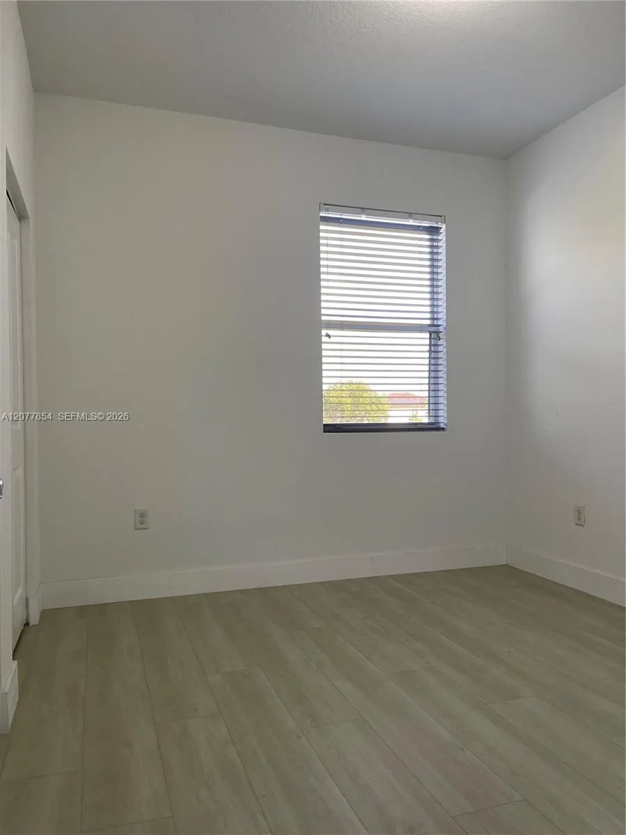 165 SE 21st Ter Homestead, FL 33033