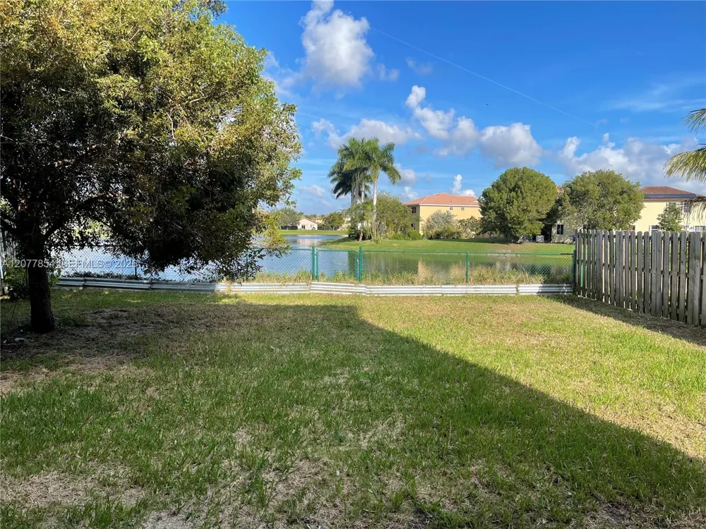165 SE 21st Ter Homestead, FL 33033