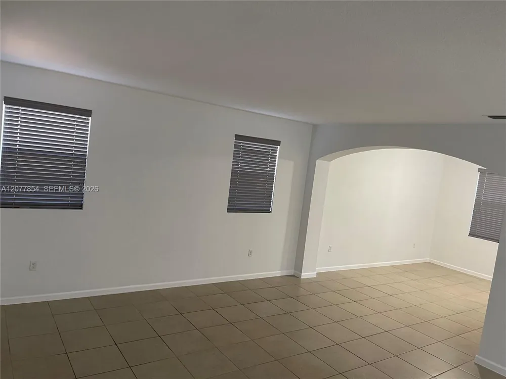 165 SE 21st Ter Homestead, FL 33033