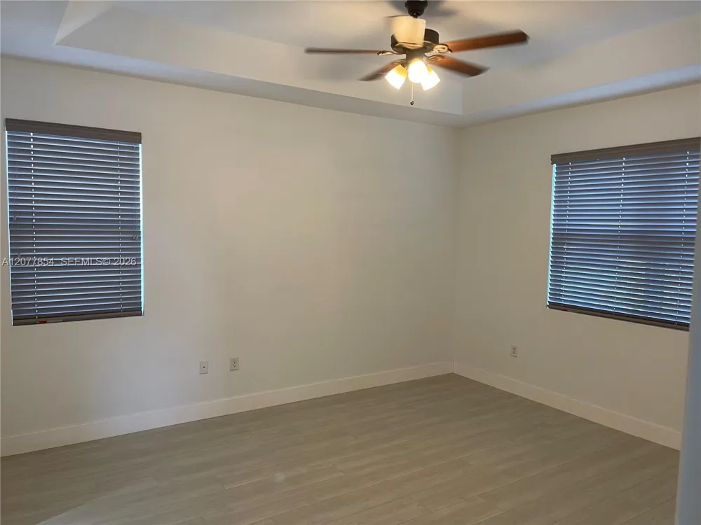 165 SE 21st Ter Homestead, FL 33033