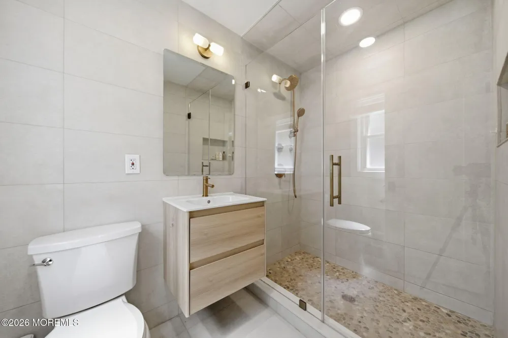 12 Elmwood Lane Fair Haven, NJ 07704
