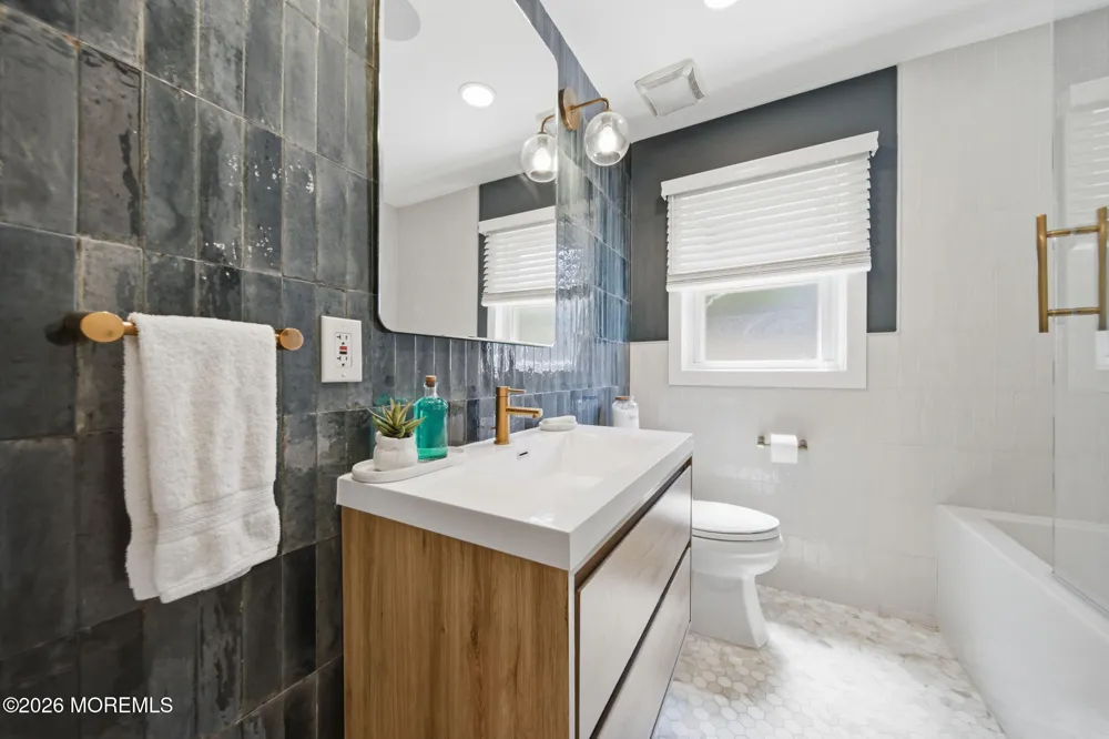 12 Elmwood Lane Fair Haven, NJ 07704