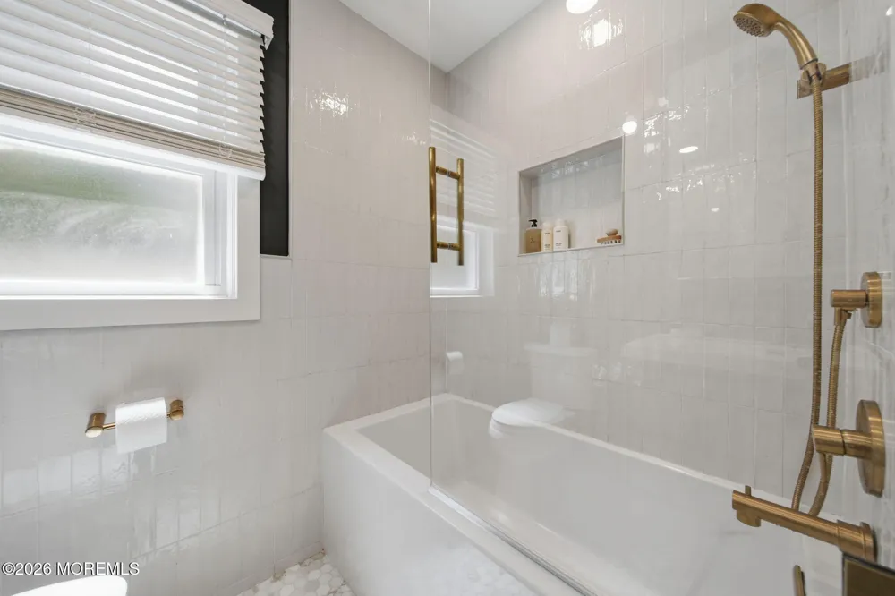12 Elmwood Lane Fair Haven, NJ 07704