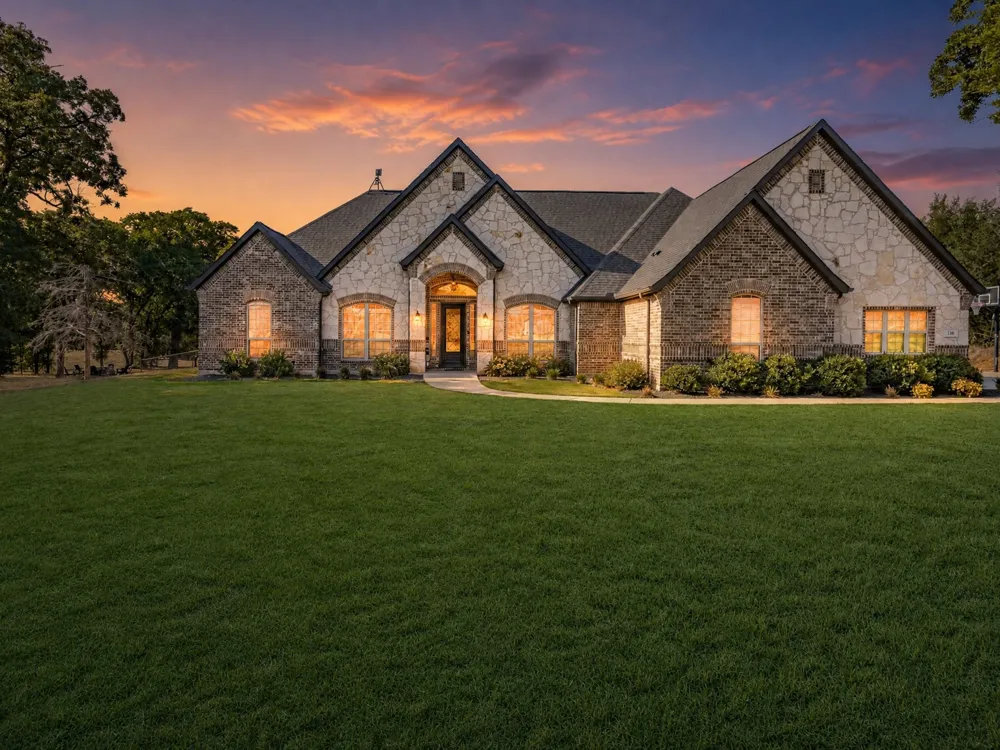 128 Paradise Oaks Court Paradise, TX 76073
