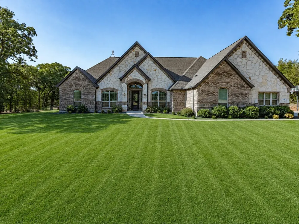 128 Paradise Oaks Court Paradise, TX 76073