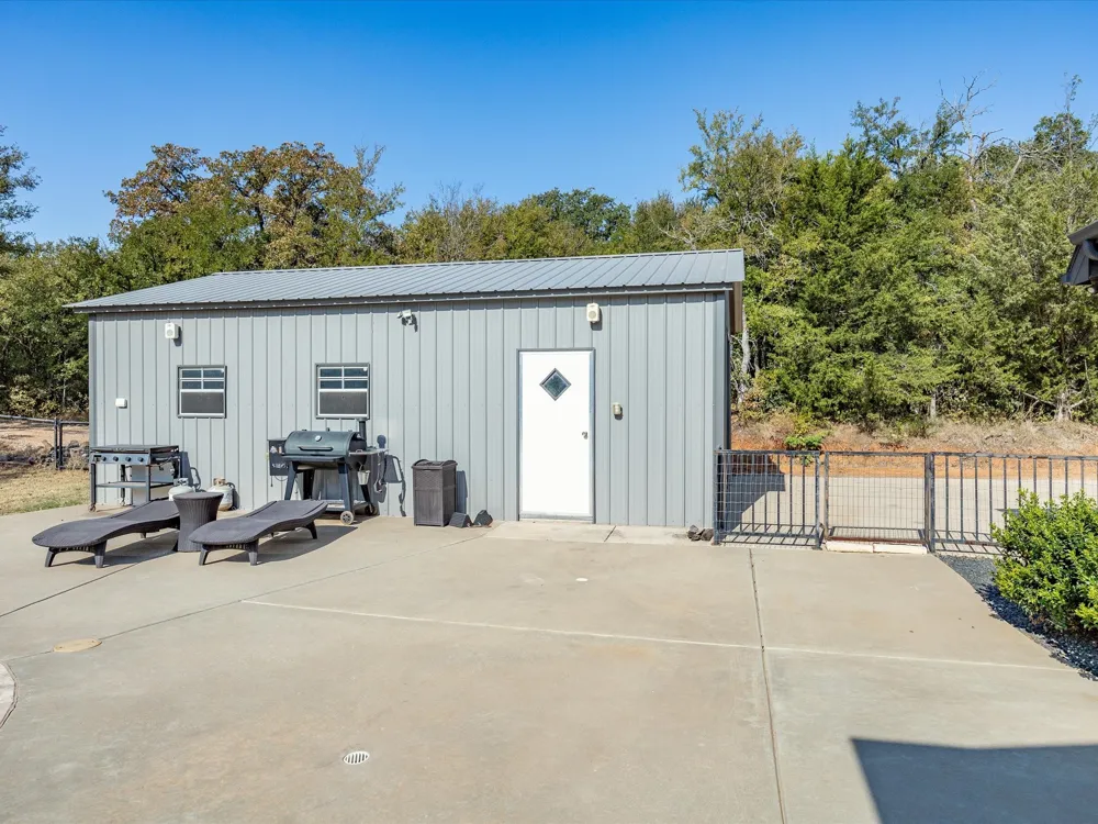 128 Paradise Oaks Court Paradise, TX 76073