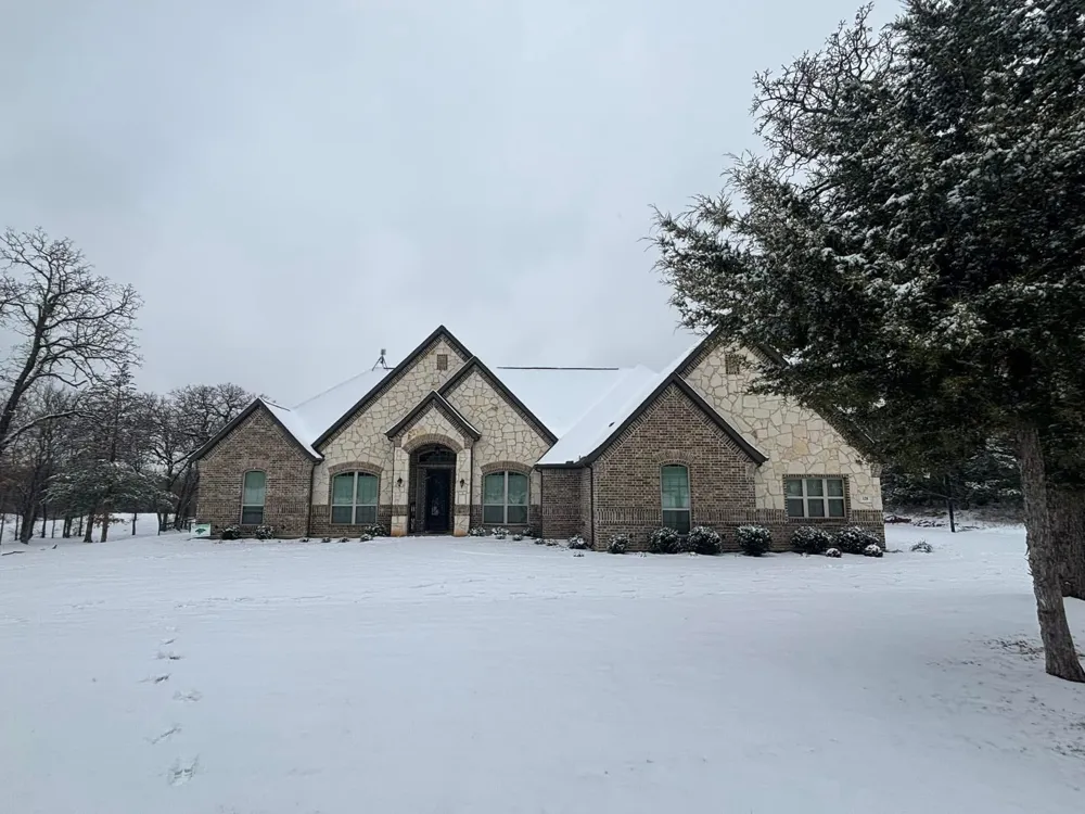 128 Paradise Oaks Court Paradise, TX 76073