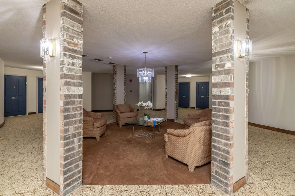 1860 Eagle Ridge Drive #W304 Mendota Heights, MN 55118