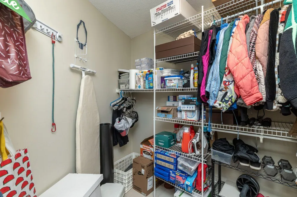 1860 Eagle Ridge Drive #W304 Mendota Heights, MN 55118