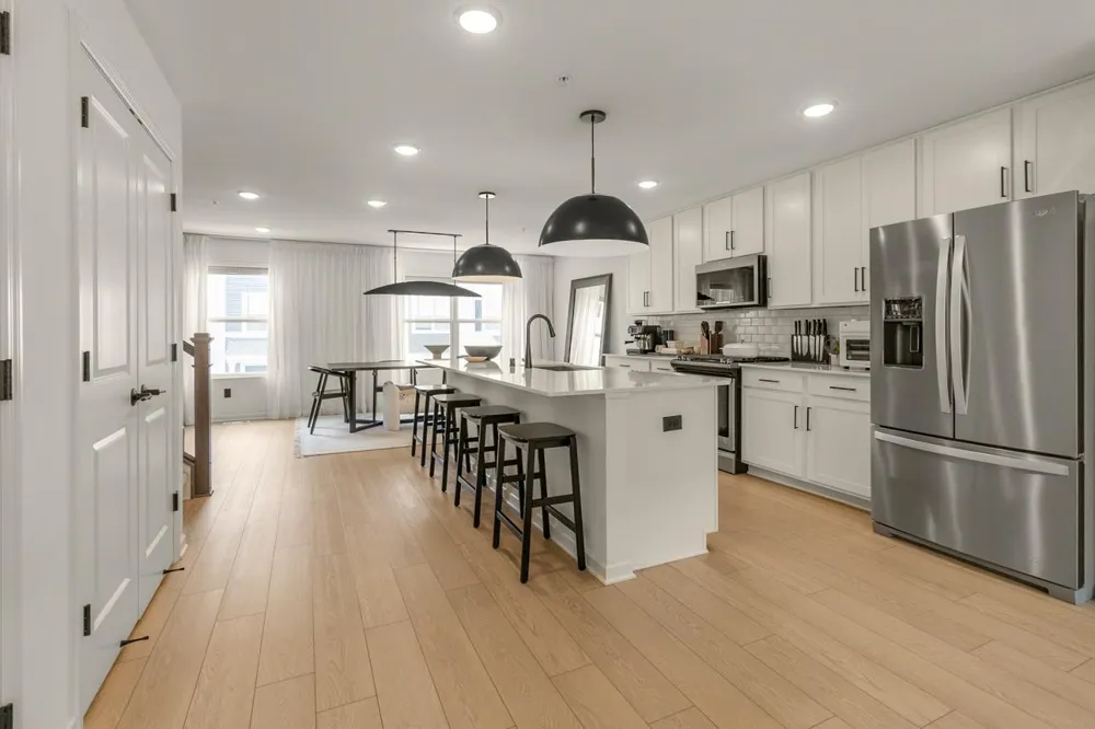 15577 Everglade Avenue Apple Valley, MN 55124