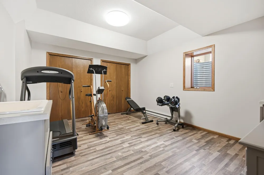 19331 Baldwin Street NW Elk River, MN 55330