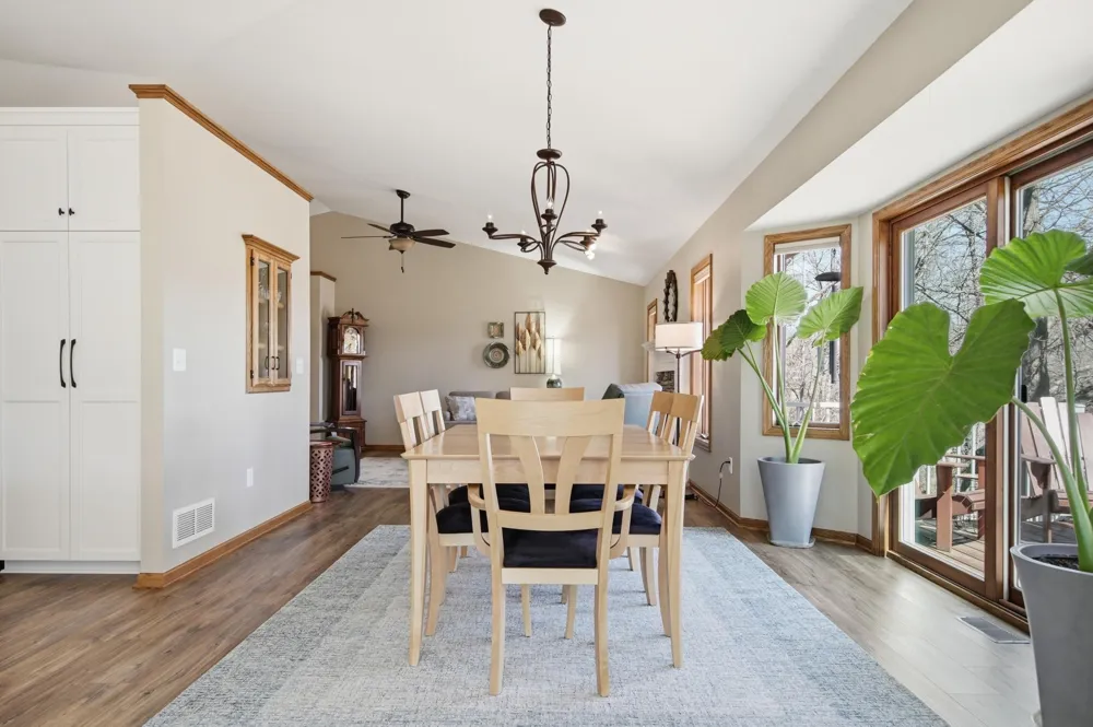19331 Baldwin Street NW Elk River, MN 55330