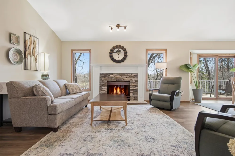 19331 Baldwin Street NW Elk River, MN 55330