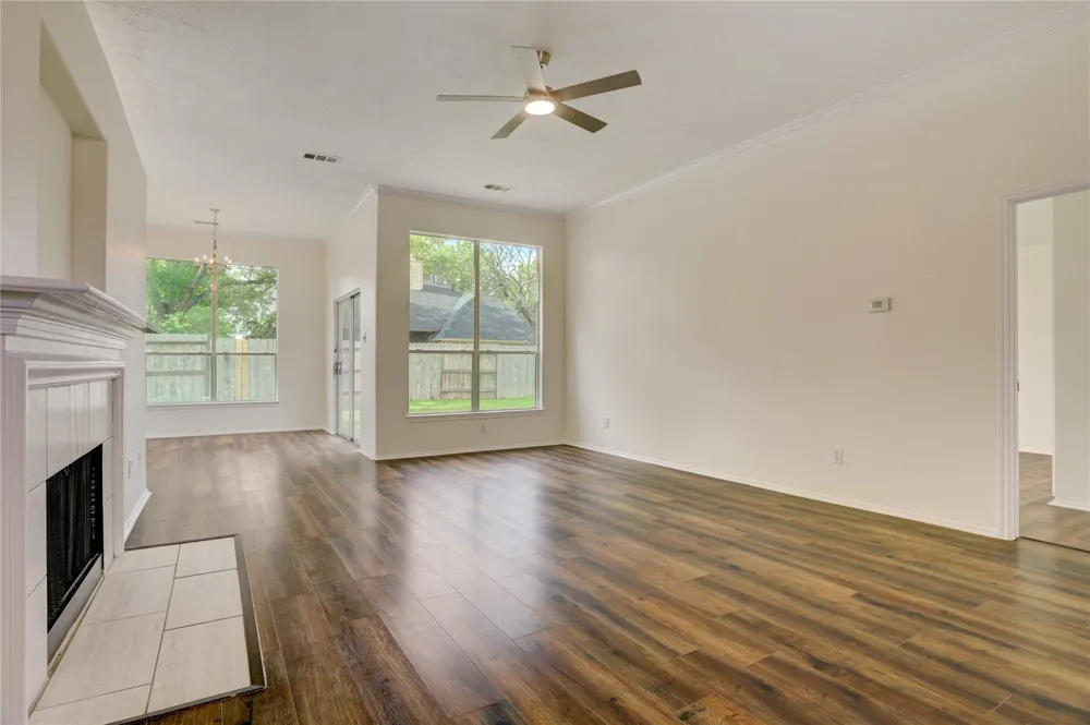 17911 Scrub Oak Drive Richmond, TX 77407