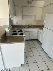 4961 Apollostar Court #1 Las Vegas, NV 89115