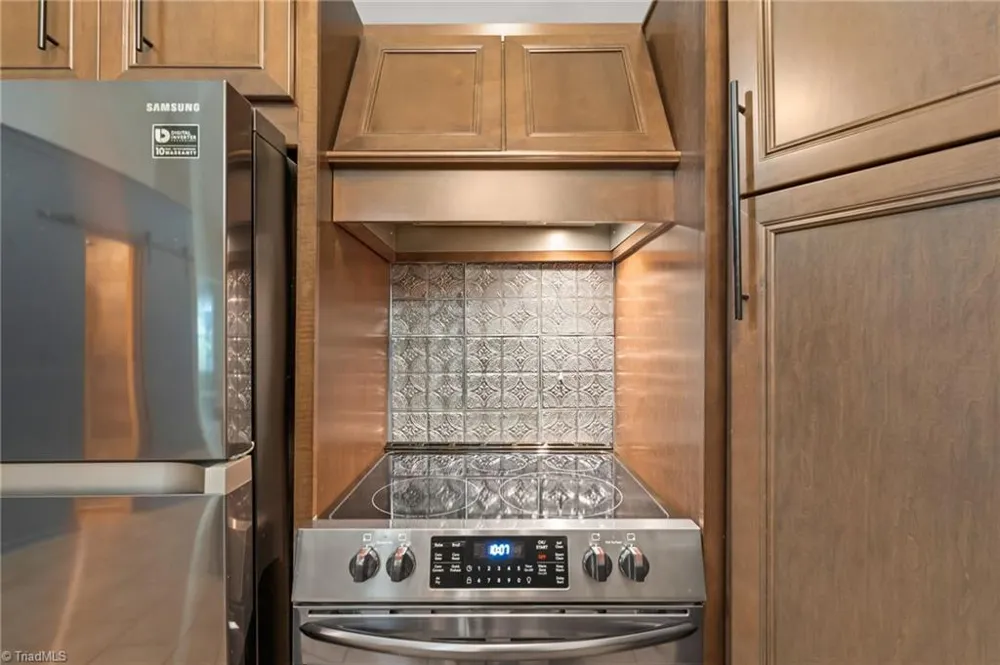 3126 Woodpoint Street Jamestown, NC 27282