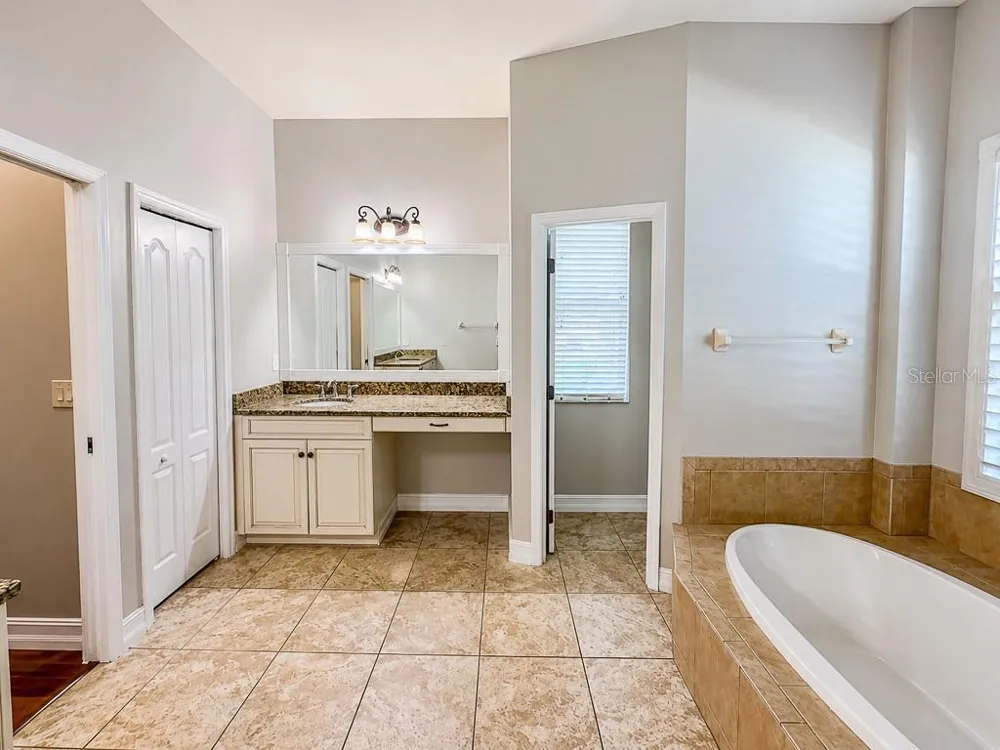 1637 ABYSS DRIVE Odessa, FL 33556