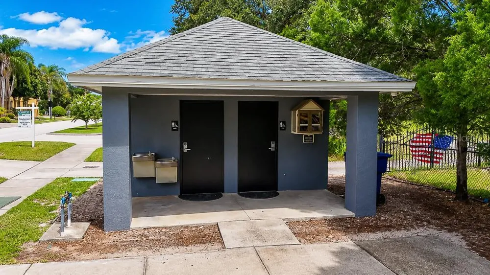 1637 ABYSS DRIVE Odessa, FL 33556