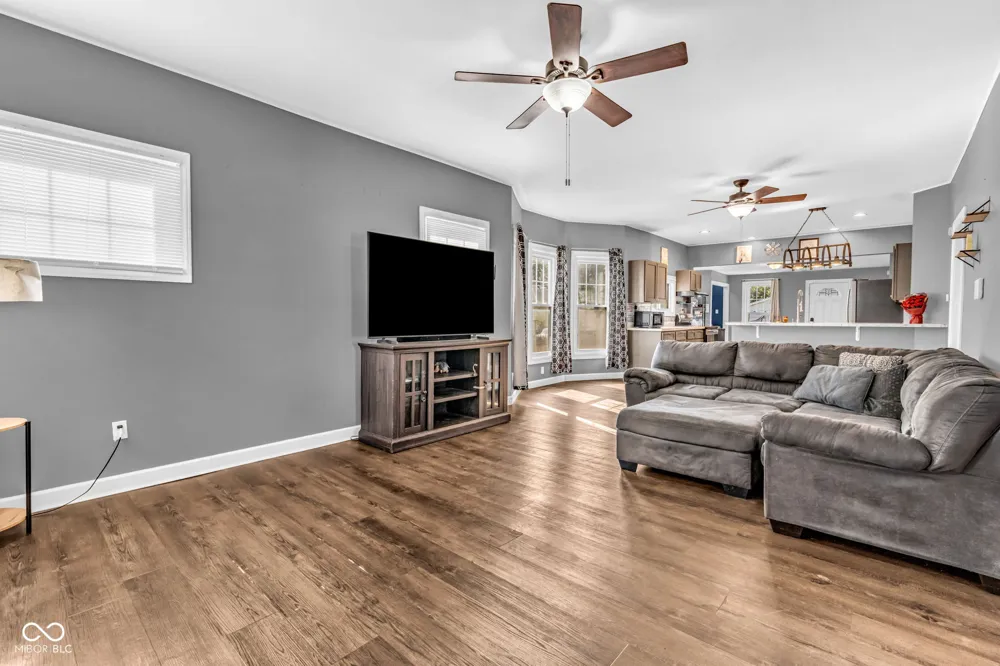 830 Elm Street Clinton, IN 47842