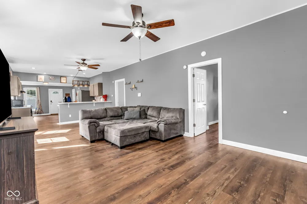 830 Elm Street Clinton, IN 47842