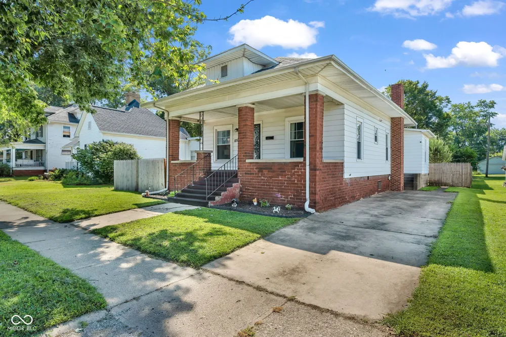 830 Elm Street Clinton, IN 47842