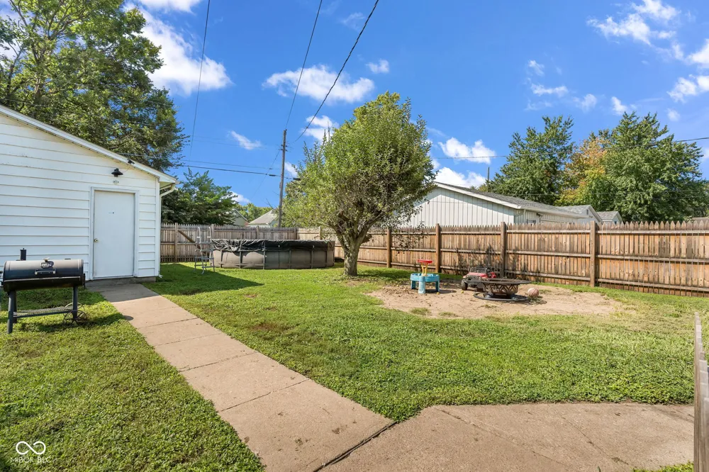 830 Elm Street Clinton, IN 47842