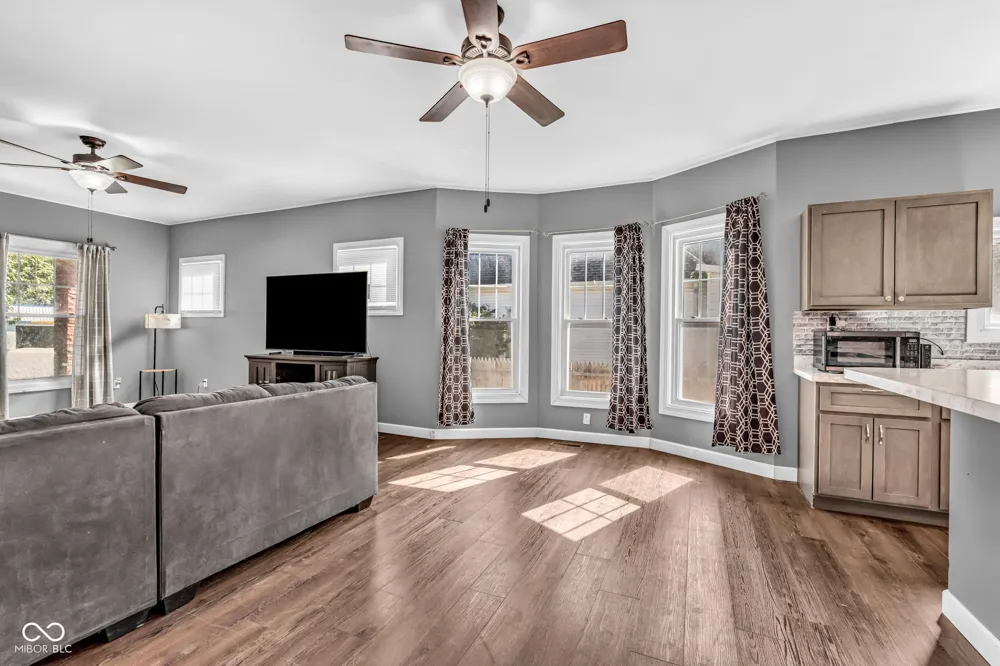 830 Elm Street Clinton, IN 47842