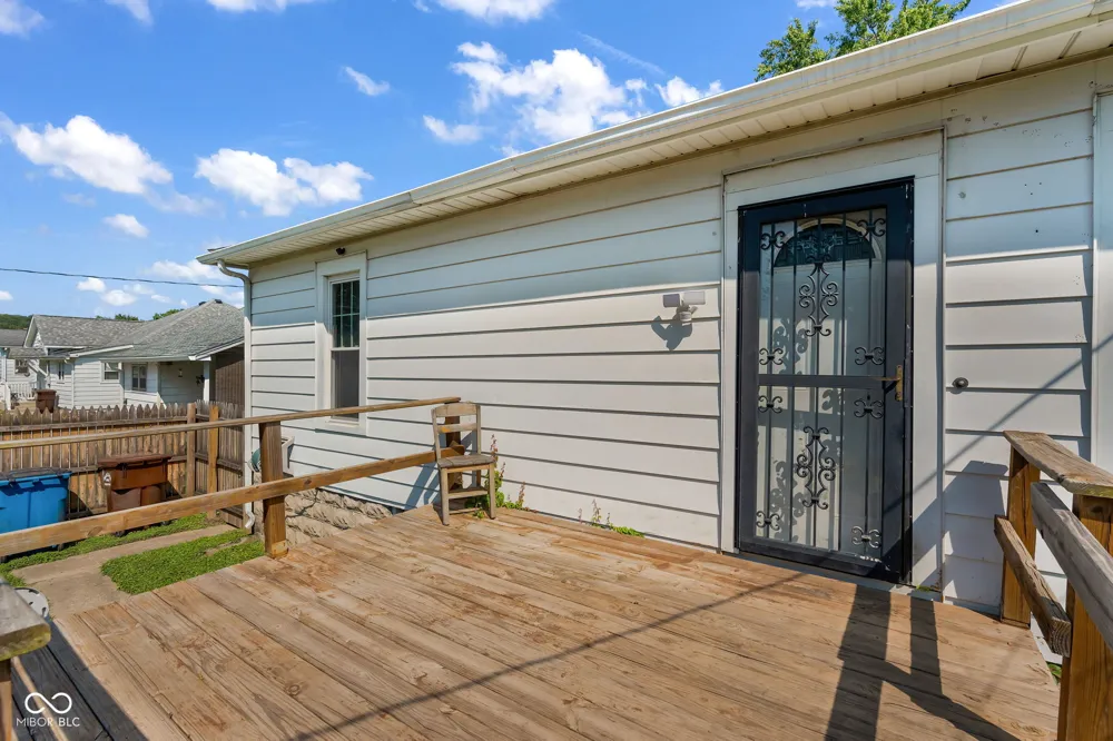 830 Elm Street Clinton, IN 47842