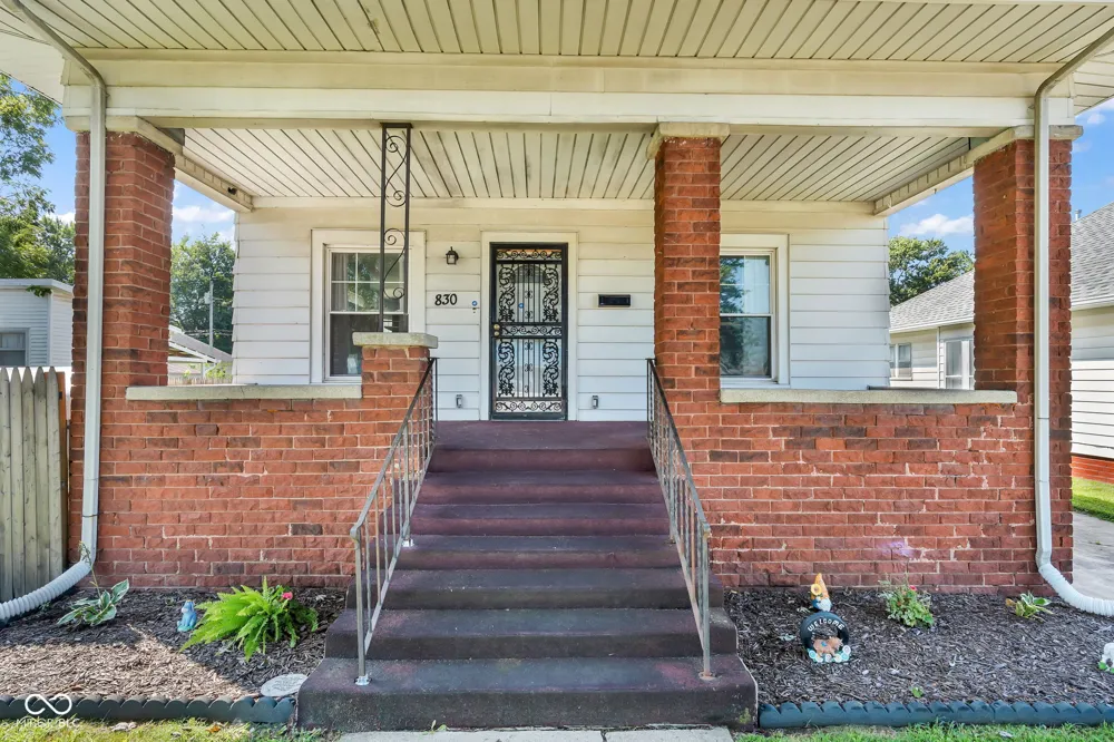 830 Elm Street Clinton, IN 47842