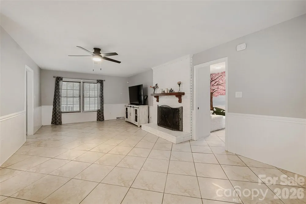 7309 Leesburg Road Charlotte, NC 28215