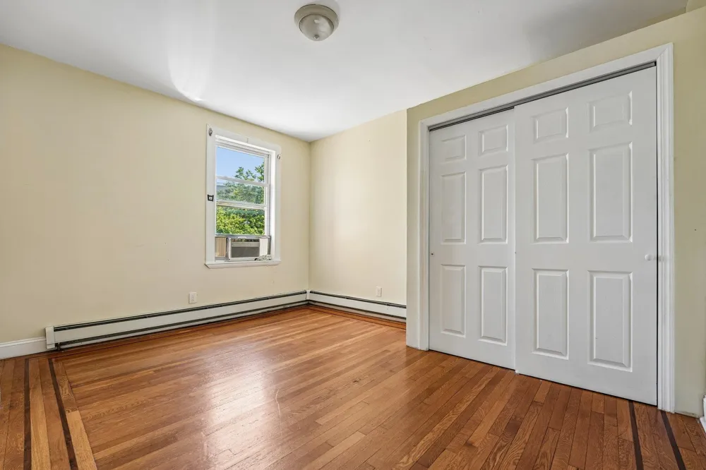 310 PALISADE AVE Union City, NJ 07097