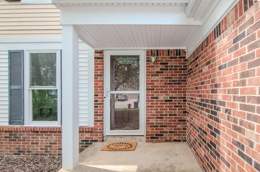 3044 Turnberry Lane Ann Arbor, MI 48108