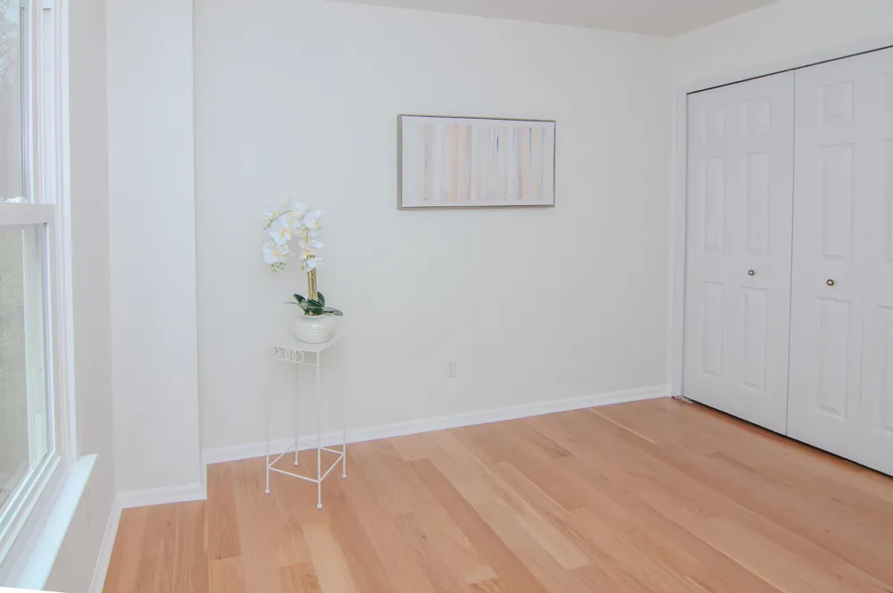 3044 Turnberry Lane Ann Arbor, MI 48108