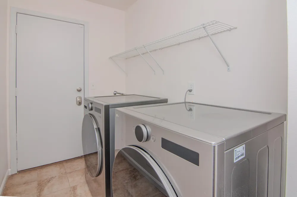 3044 Turnberry Lane Ann Arbor, MI 48108